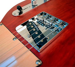 Newen  Frizz Style Electric Guitar Made In Argentina, Red Wood