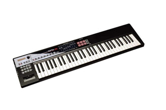 Roland XPS-10Expandable Synthesizer Pro Keyboard 61 Keys (Black)