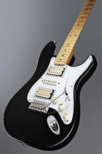 Fender 0118802806 (Dave Murray Stratocaster®, Maple Fingerboard, Black)
