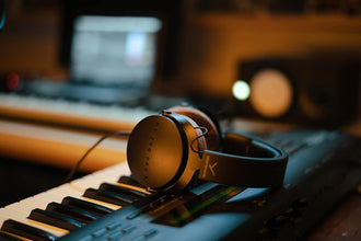 beyerdynamic DT 700 PRO X Studio Wired On Ear Headphones for Recording & Monitoring (Black)
