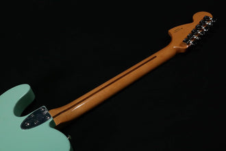 Fender 0149072357 (Vintera® II '70s Telecaster® Deluxe with Tremolo Maple Fingerboard Surf Green)