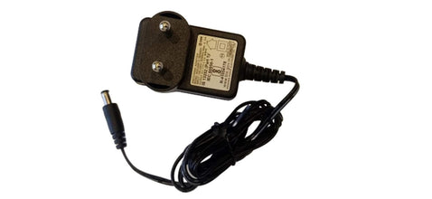 ZOOM AD-16 AC Adapter for use with Zoom's effects pedals and rhythm machines