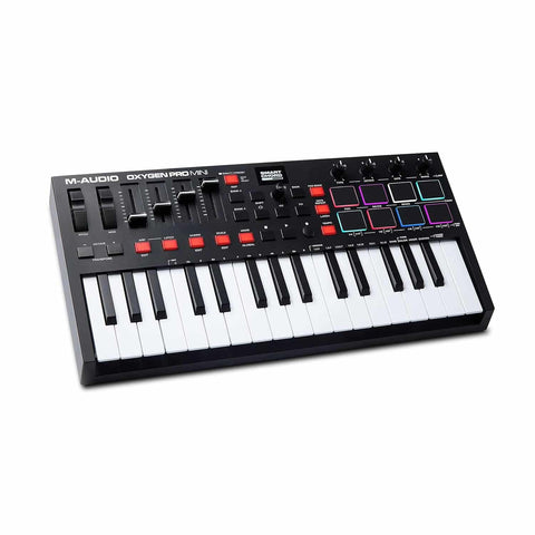 M-Audio Oxygen Pro Mini 32-Mini-key USB MIDI Controller with Smart Controls and Auto-mapping