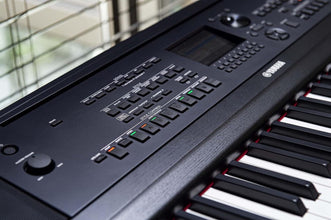 Yamaha DGX-670B 88-Keys Portable Digital Grand Piano With Stand L300, Pedal LP1B and Adaptor PA300C
