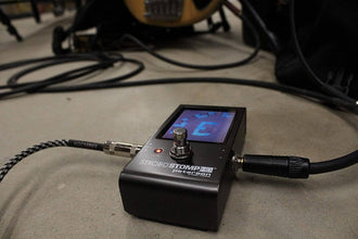 Peterson Tuners SS-HD StroboStomp Bundle HD Guitar & Bass Pedal w/ 12x Picks & Liquid Audio Polishing Cloth True Strobe 0.1 Cent Accuracy
