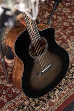 Washburn Bella Tono 6 String Acoustic-Electric Guitar, Right, Gloss Charcoal Burst (Bts9Vcech-D) - Spruce