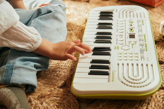 Casiotone Mini Keyboard SA-50 with Piano tones, White