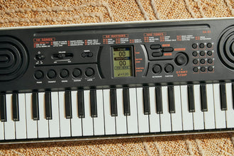 Casio SA-81 Casiotone 44 Keys Mini Keyboard With Adaptor -Black