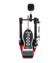 DW 5000 Series Accelerator Single Chain, Narrow Footbard Single Bass Drum Pedal w/ Bag