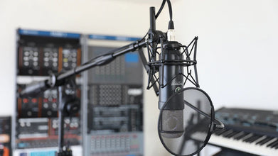 Ultimate Support MC-125 Studio Series Mic Stand