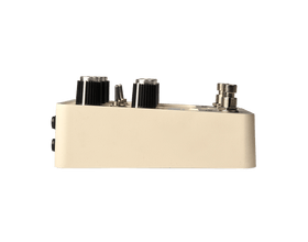 Universal Audio Astra Modulation Effect Pedal