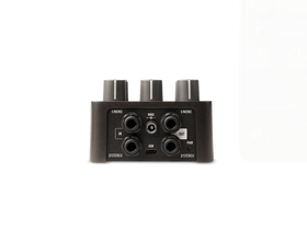 Universal Audio Galaxya 74 Tape Echo & Reverb Pedal